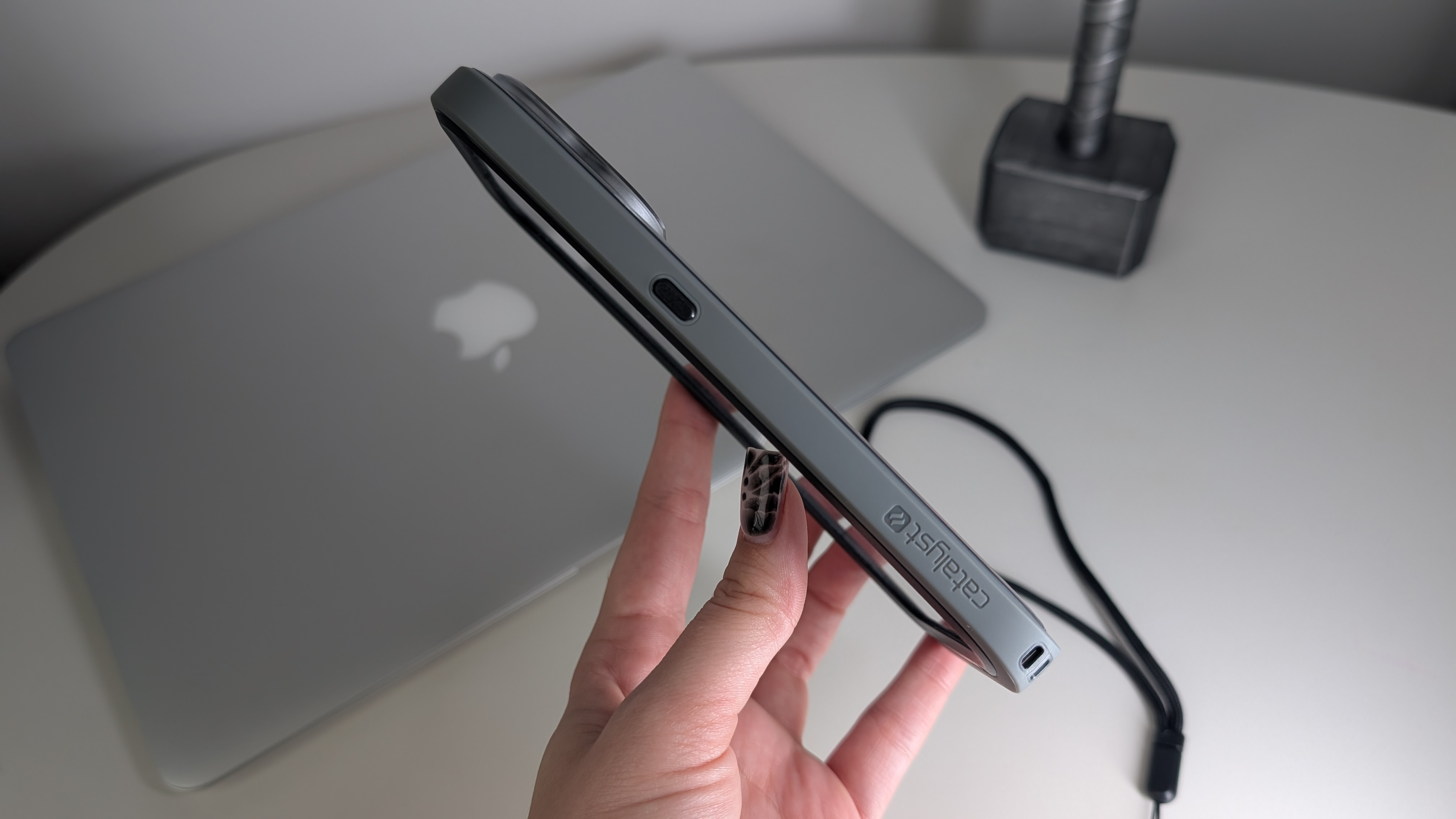 TOP 5 pancernych etui do iPhone 15 Pro